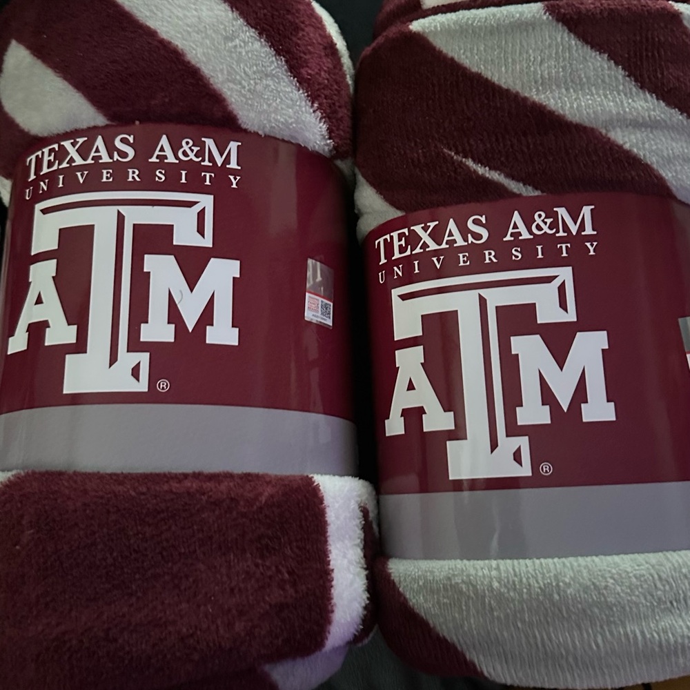 Texas A&M University Blanket Set